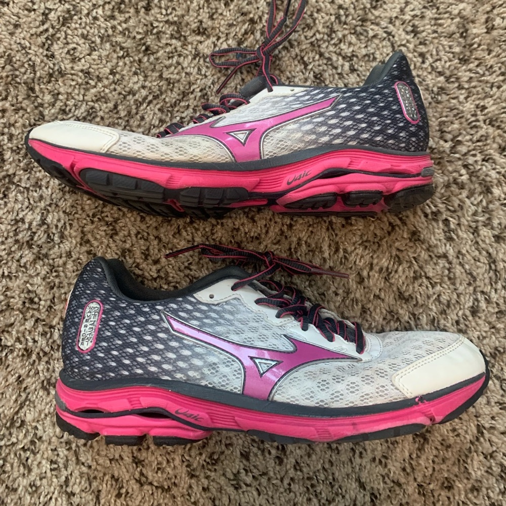 Mizuno Wave Rider 19